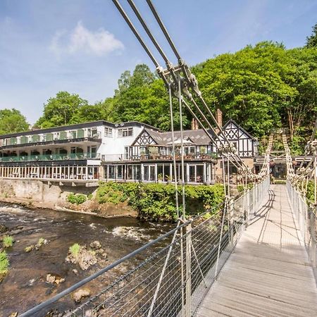 The Chainbridge Hotel Llangollen Eksteriør bilde