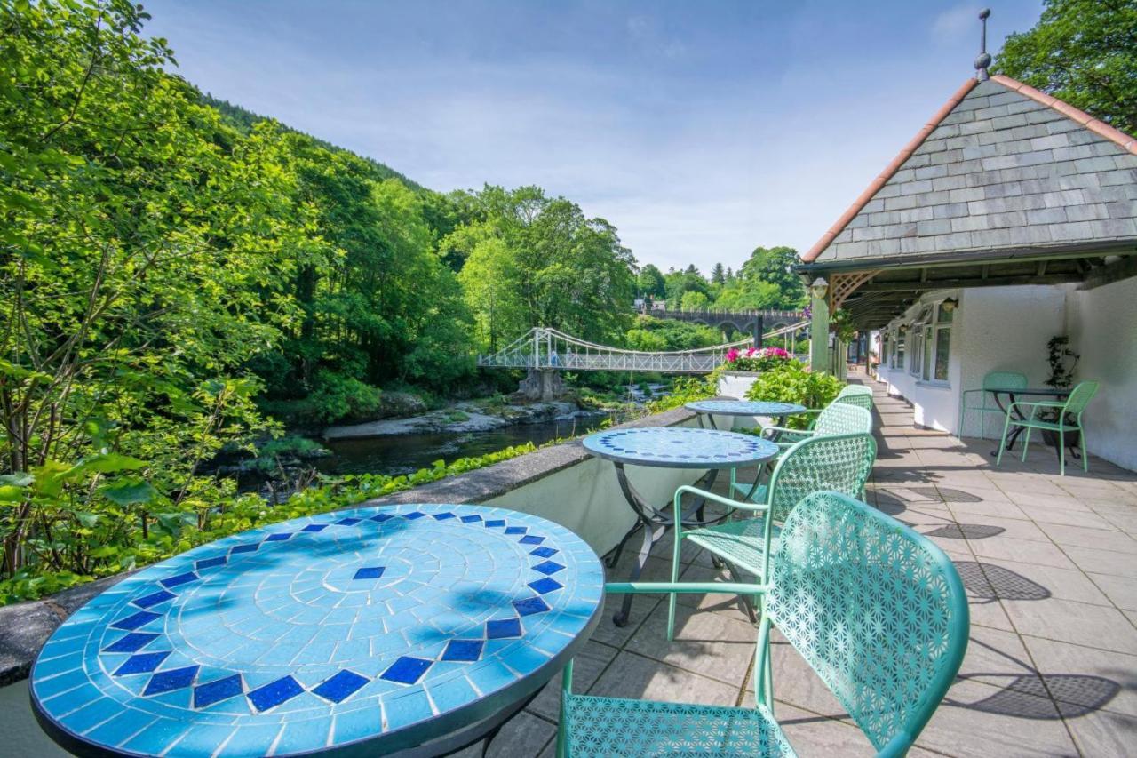The Chainbridge Hotel Llangollen Eksteriør bilde